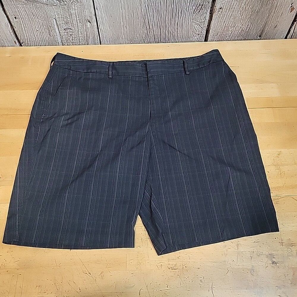 Under Armour Shorts Mens Size 40 Black Plaid Flat Front Performance Golf
